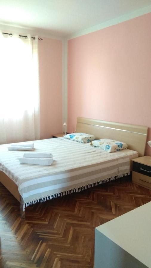 Laura Apartamento Koromačno Exterior foto
