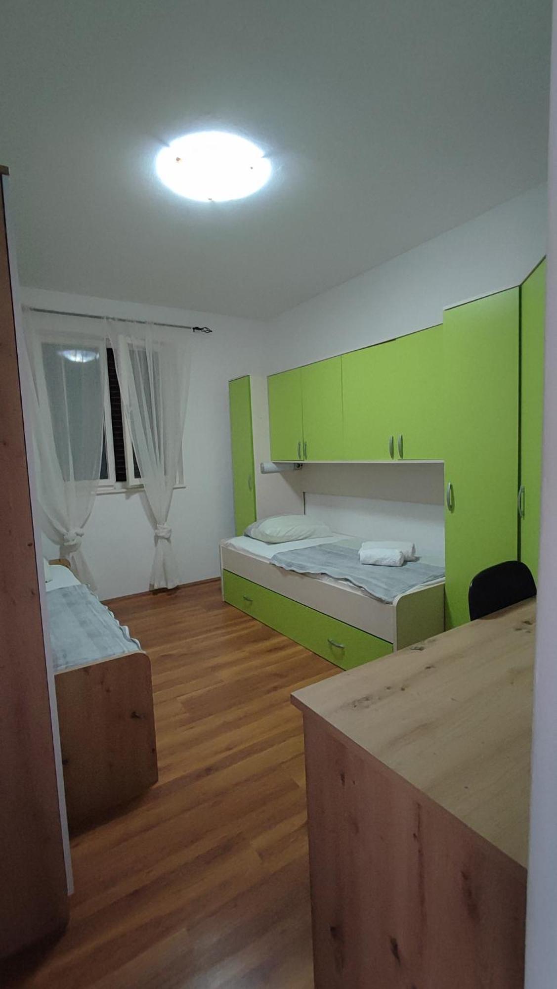 Laura Apartamento Koromačno Exterior foto