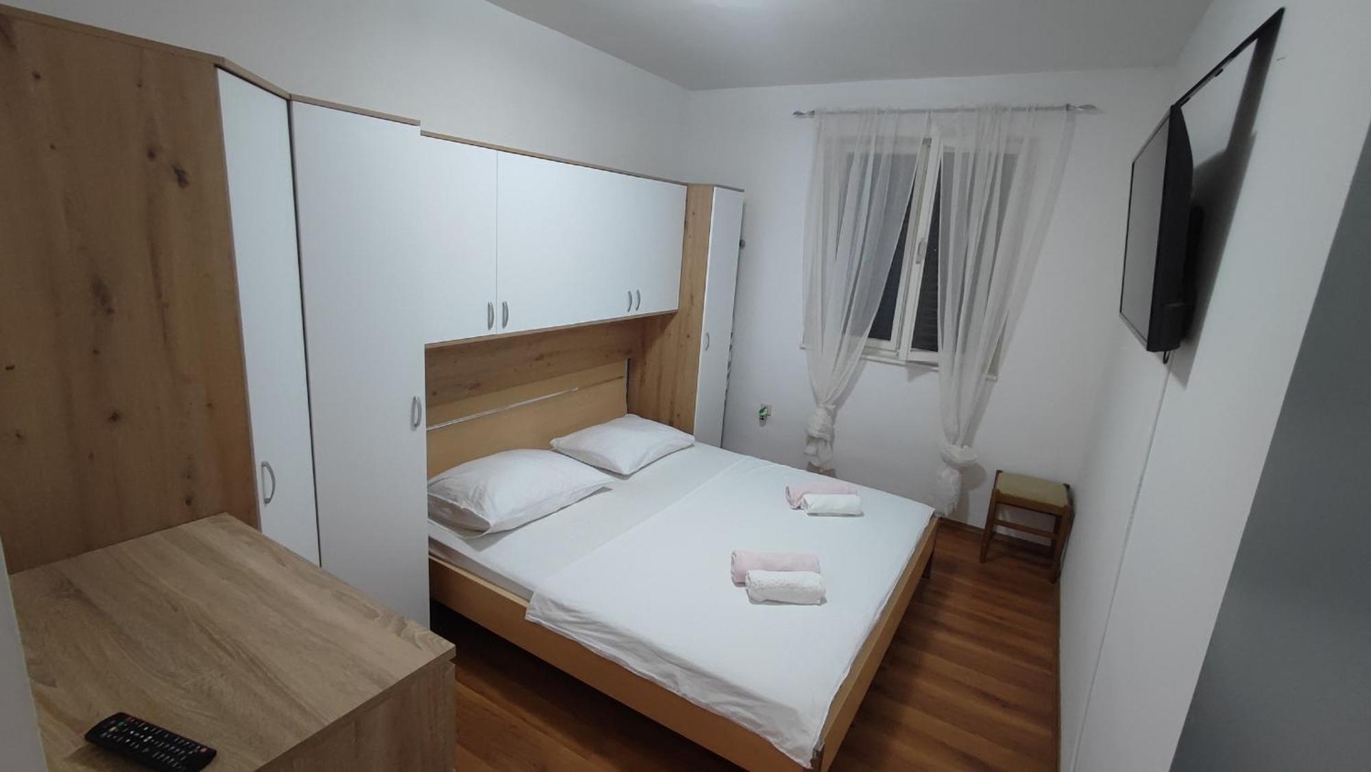 Laura Apartamento Koromačno Exterior foto